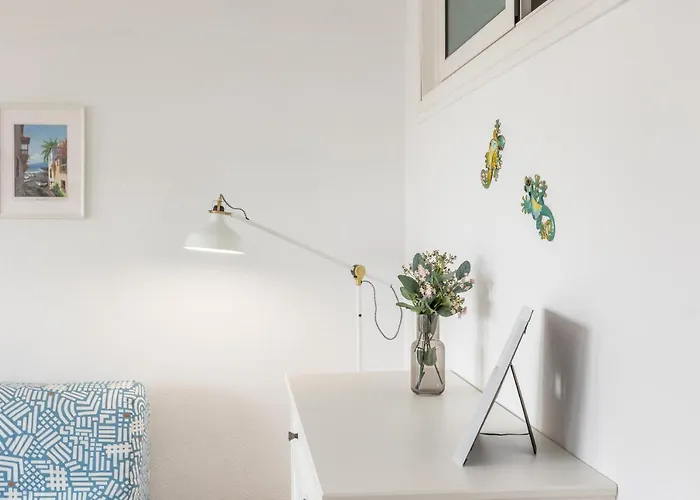 Flamingo On The South Near The Apartment